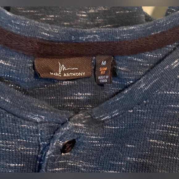 2 Men’s long sleeved tops good used condition 💖 - Picture 7 of 7